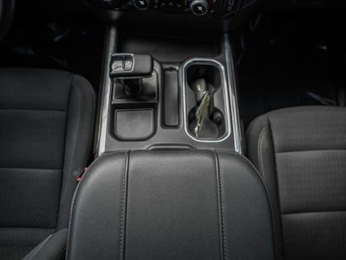 Used 2023 Chevrolet Silverado 1500 LT AWD/4WD image 27