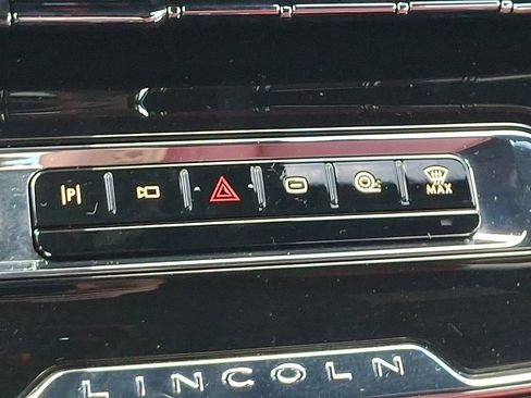 Used 2025 Lincoln Corsair Grand Touring w/ Equipment Group 301A AWD/4WD image 26