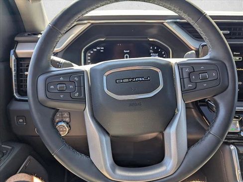 Used 2024 GMC Sierra 1500 Denali w/ Denali Reserve Package AWD/4WD image 11