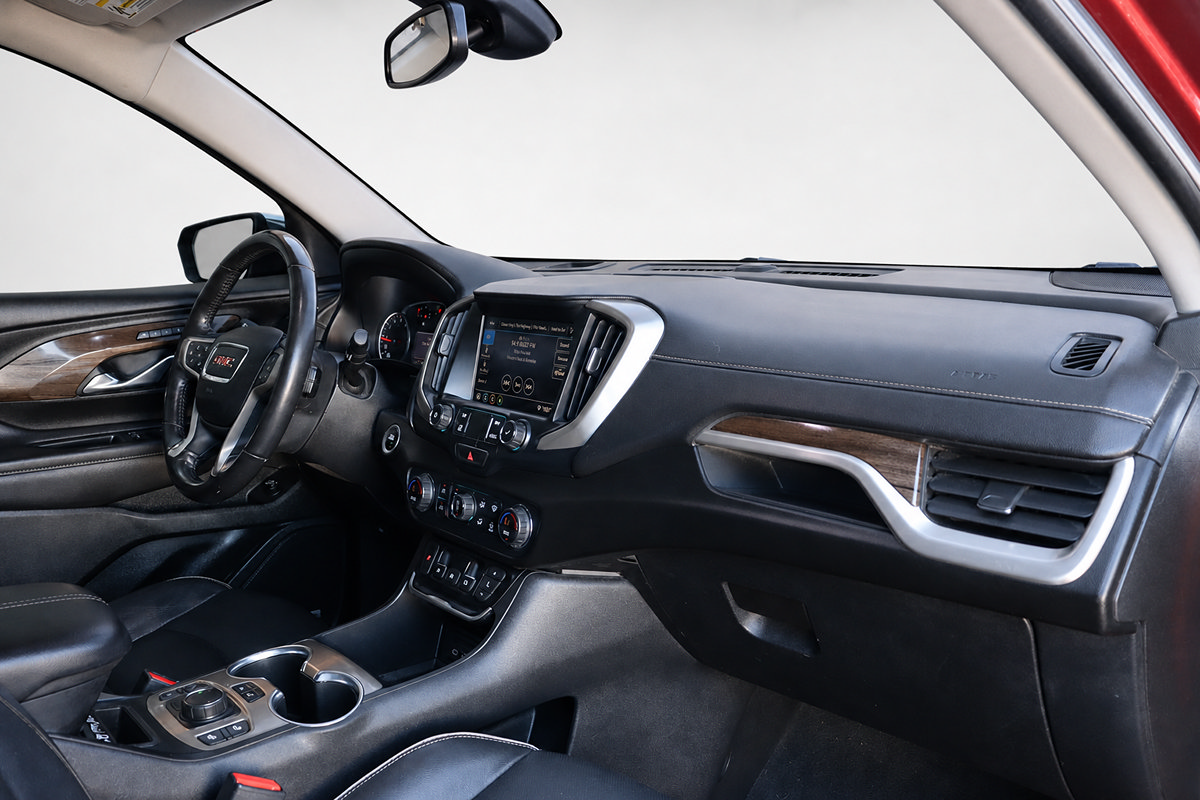 Used 2019 GMC Terrain Denali w/ Advanced Safety Package FWD image 22