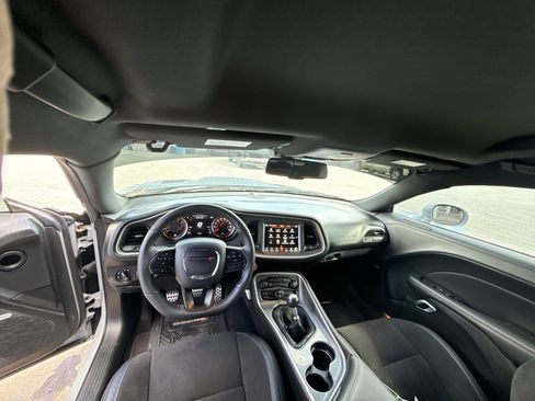 Used 2022 Dodge Challenger R/T Scat Pack w/ Dynamics Package image 53