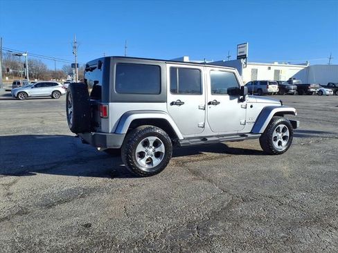 Used 2018 Jeep Wrangler Unlimited Sahara image 17
