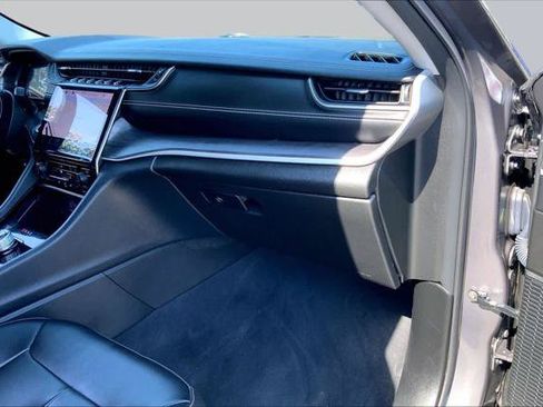 Certified 2023 Jeep Grand Cherokee Limited AWD/4WD image 17