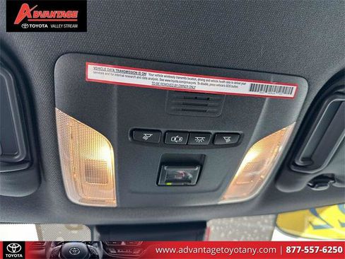 Certified 2022 Toyota Corolla SE image 35