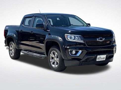 Used 2019 Chevrolet Colorado Z71 AWD/4WD image 9