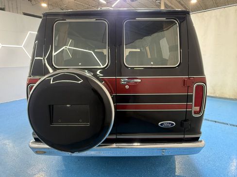 Used 1988 Ford E-150 and Econoline 150 RWD image 5