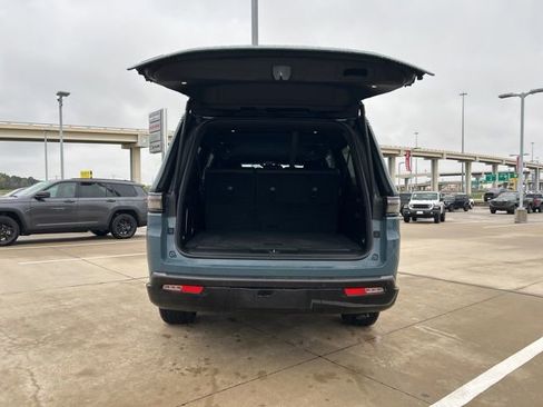 New 2026 Jeep Grand Wagoneer L Limited image 10