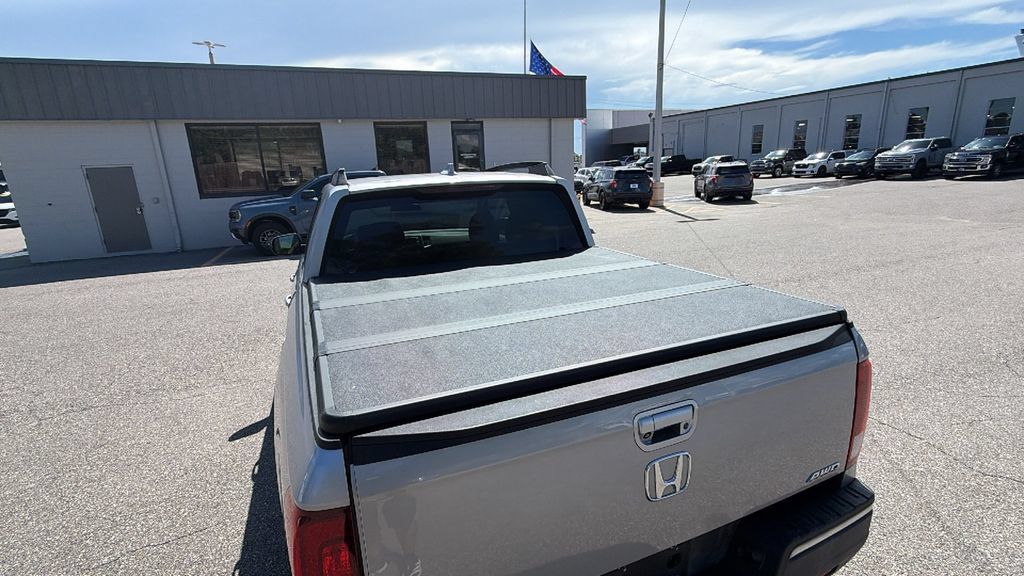Used 2017 Honda Ridgeline RTL image 12