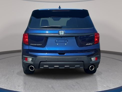 Used 2023 Honda Passport EX-L image 6
