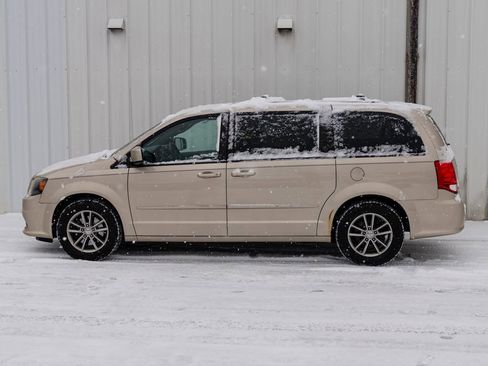Used 2014 Dodge Grand Caravan R/T image 20