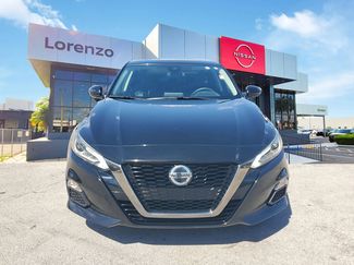 Used 2021 Nissan Altima 2.5 SR video 2