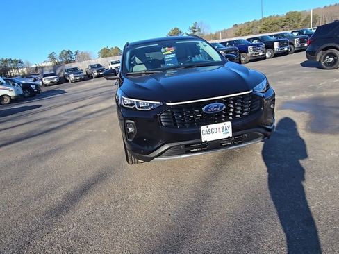 Certified 2025 Ford Escape SE w/ PHEV Premium Package FWD image 14