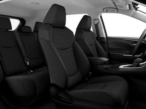 New 2025 Toyota RAV4 XLE image 38