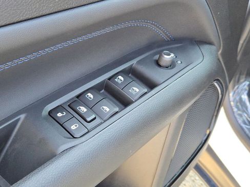 New 2026 Jeep Compass Limited w/ Limited Altitude Pack image 22