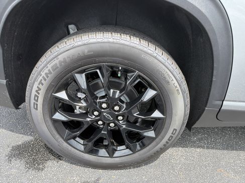 New 2026 Chevrolet Traverse LT w/ Midnight/Sport Edition FWD image 15