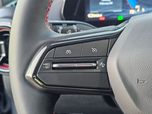 New 2026 Chevrolet Equinox EV RS image 33