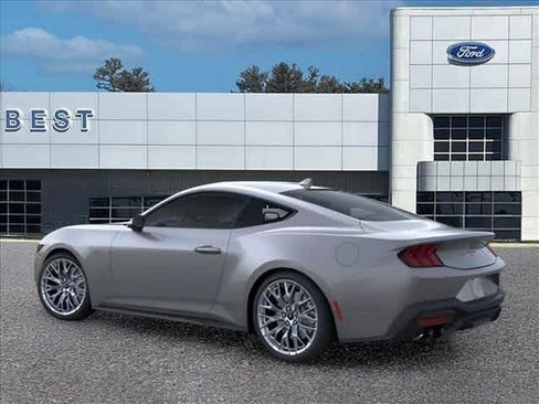 Used 2026 Ford Mustang GT Premium RWD image 4