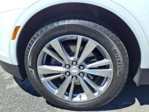 Certified 2023 Cadillac XT5 Premium Luxury AWD/4WD image 9