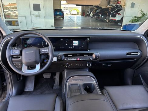 Used 2026 Hyundai Palisade SEL FWD image 36