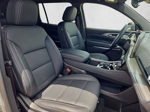 Used 2026 Chevrolet Traverse LT FWD image 22