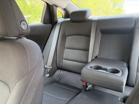 Used 2024 Chevrolet Malibu LT FWD image 18