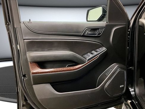 Used 2018 GMC Yukon SLT AWD/4WD image 20