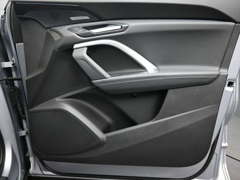 Used 2025 Audi Q5 Premium Plus w/ Premium Plus image 11