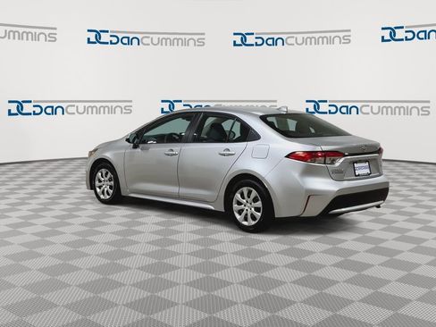 Used 2022 Toyota Corolla LE FWD image 6
