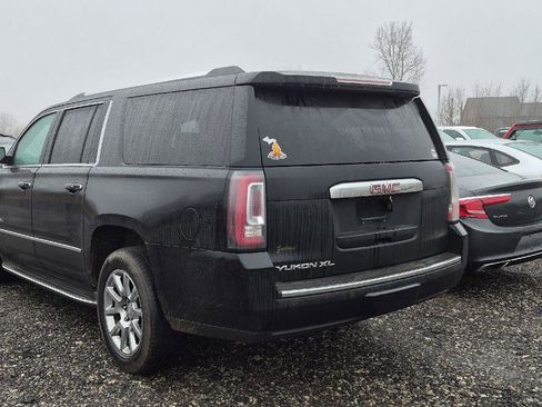 Used 2015 GMC Yukon XL Denali image 4