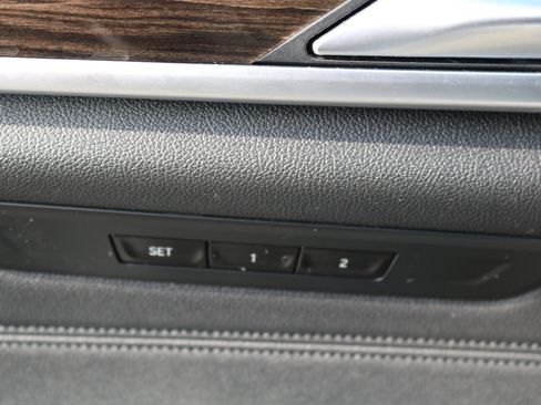 Used 2020 BMW 530i xDrive w/ Convenience Package image 15