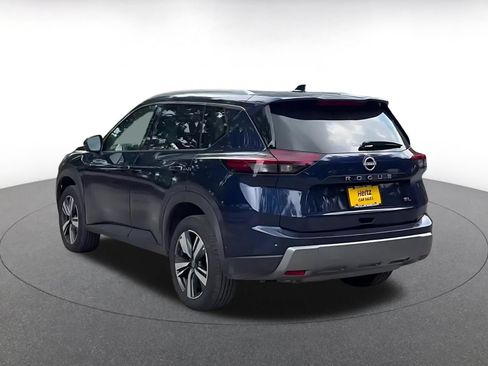 Used 2026 Nissan Rogue SL FWD image 10