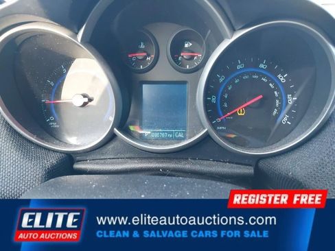 Used 2016 Chevrolet Cruze LT image 14
