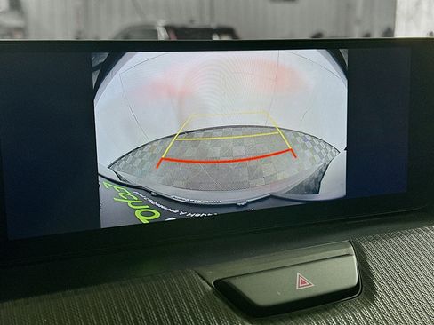 Used 2025 MAZDA CX-90 3.3 Turbo w/ Select Package AWD/4WD image 23