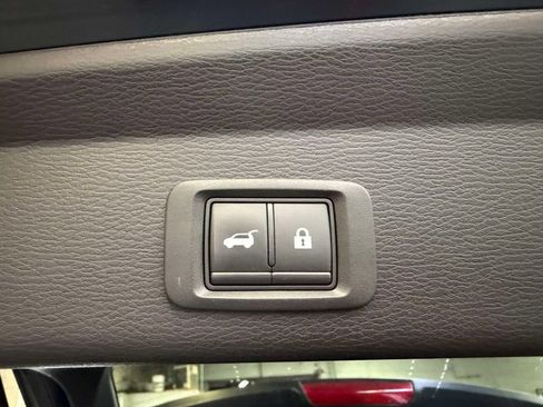 Used 2022 Mitsubishi Outlander SE AWD/4WD image 8