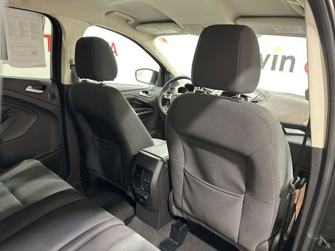 Used 2016 Ford Escape SE w/ Equipment Group 201A image 16