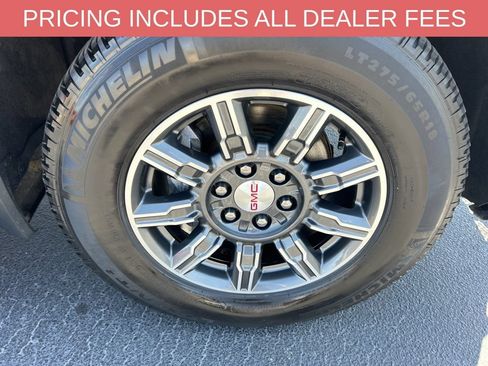 Used 2024 GMC Sierra 1500 AT4 w/ Technology Package AWD/4WD image 28