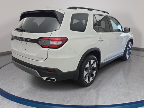 New 2026 Honda Pilot Elite image 5