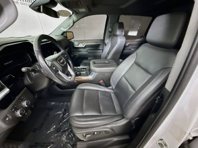 Used 2022 GMC Sierra 1500 Elevation w/ Elevation Premium Package AWD/4WD image 22