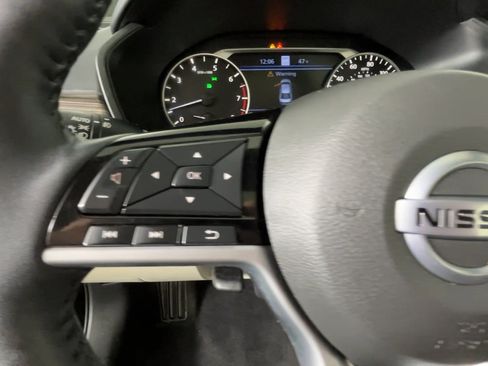 Used 2021 Nissan Altima 2.5 Platinum AWD/4WD image 23