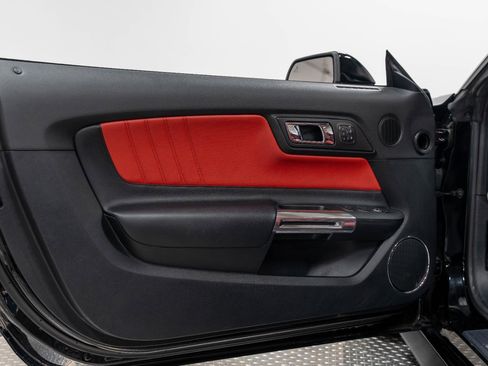 Used 2015 Ford Mustang GT Premium w/ Equipment Group 401A image 81