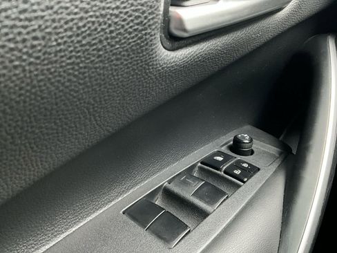 Used 2022 Toyota Corolla SE image 25