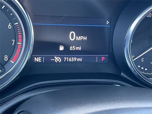 Used 2020 Buick Encore GX Preferred w/ Cold Weather Comfort Package image 17