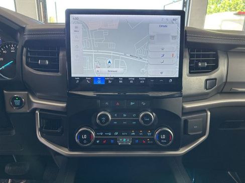 Certified 2024 Ford Expedition XLT AWD/4WD image 5