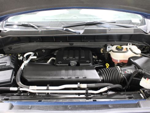 Used 2024 Chevrolet Silverado 1500 Custom AWD/4WD image 36