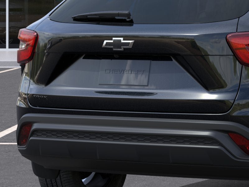 New 2026 Chevrolet Trax LS w/ LS Convenience Package FWD image 14