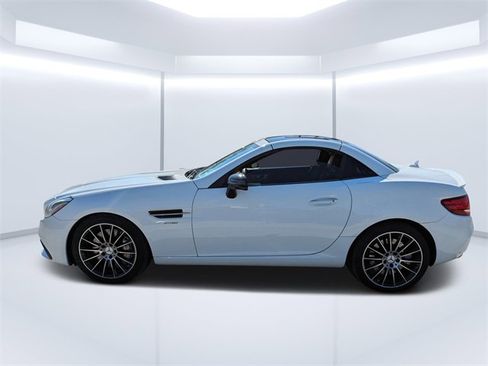 Used 2017 Mercedes-Benz SLC 43 AMG image 6