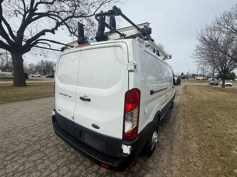 Used 2021 Ford Transit 150 Low Roof AWD image 4