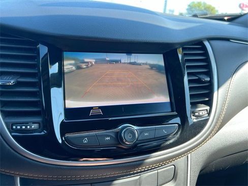 Used 2022 Chevrolet Trax LT w/ Sport Edition image 14