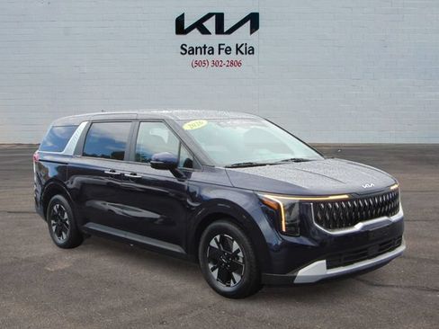 Certified 2026 Kia Carnival LXS FWD image 1