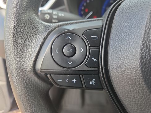 Used 2022 Toyota Corolla LE FWD image 25